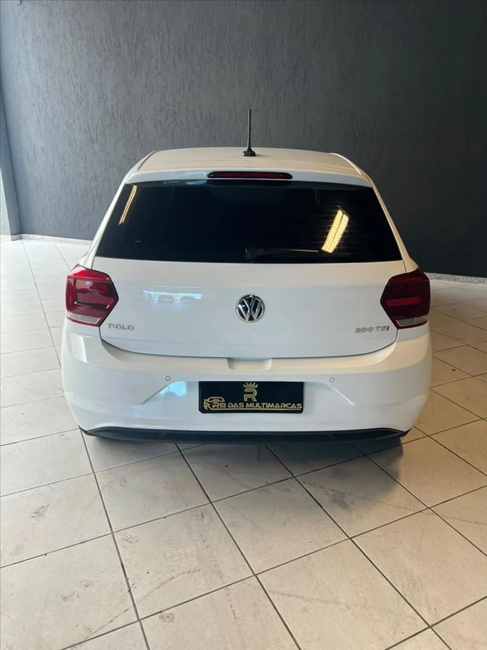 Volkswagen POLO 8