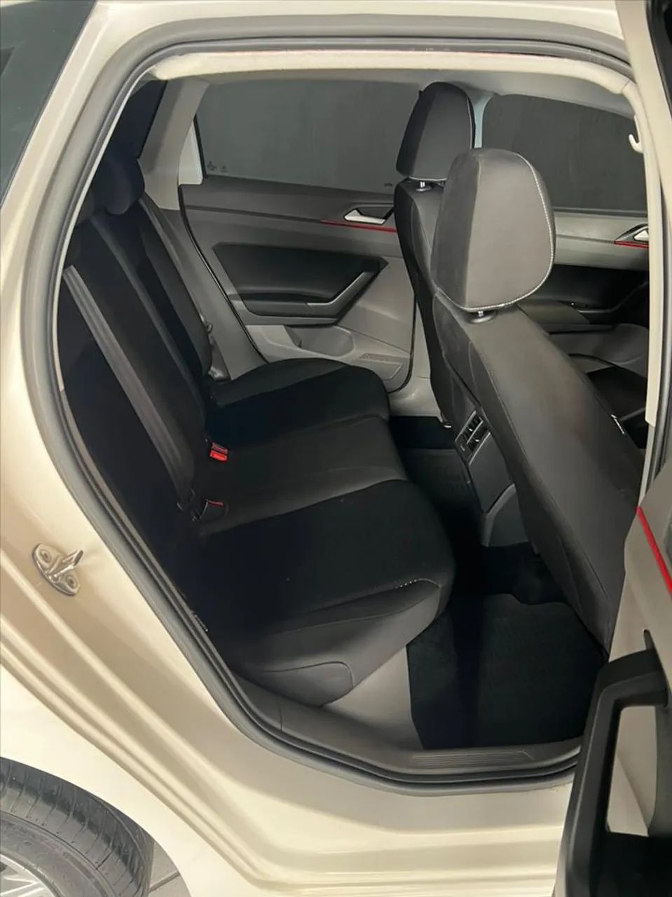 Volkswagen POLO 6