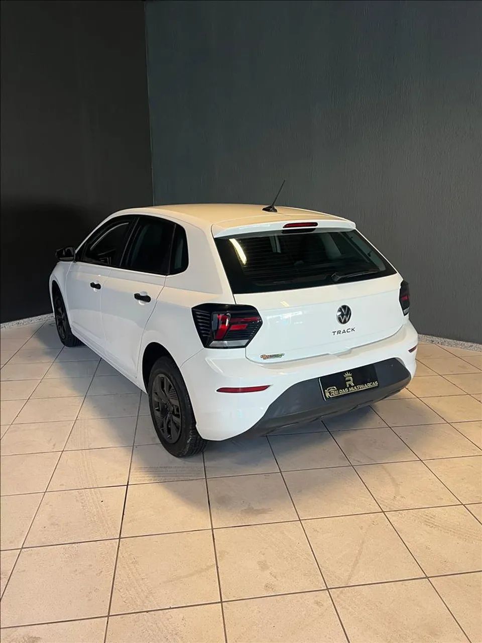 Volkswagen POLO 9