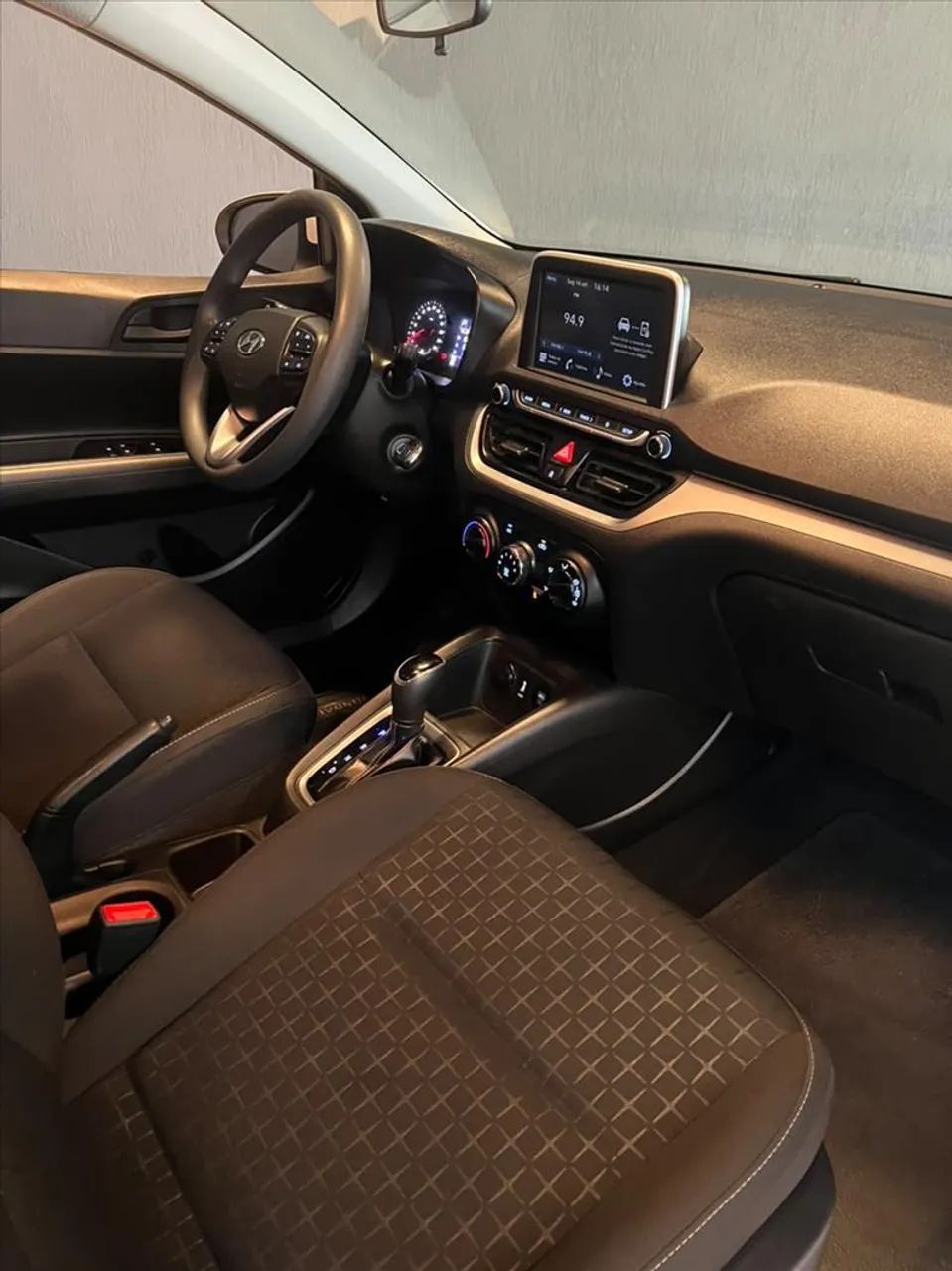 Hyundai HB20 6