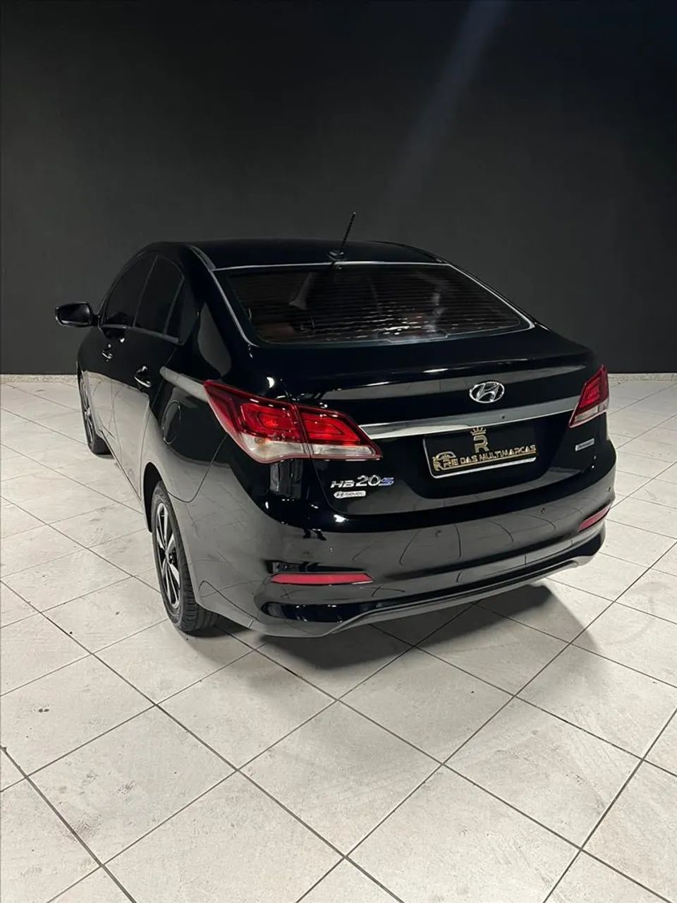Hyundai HB20 10