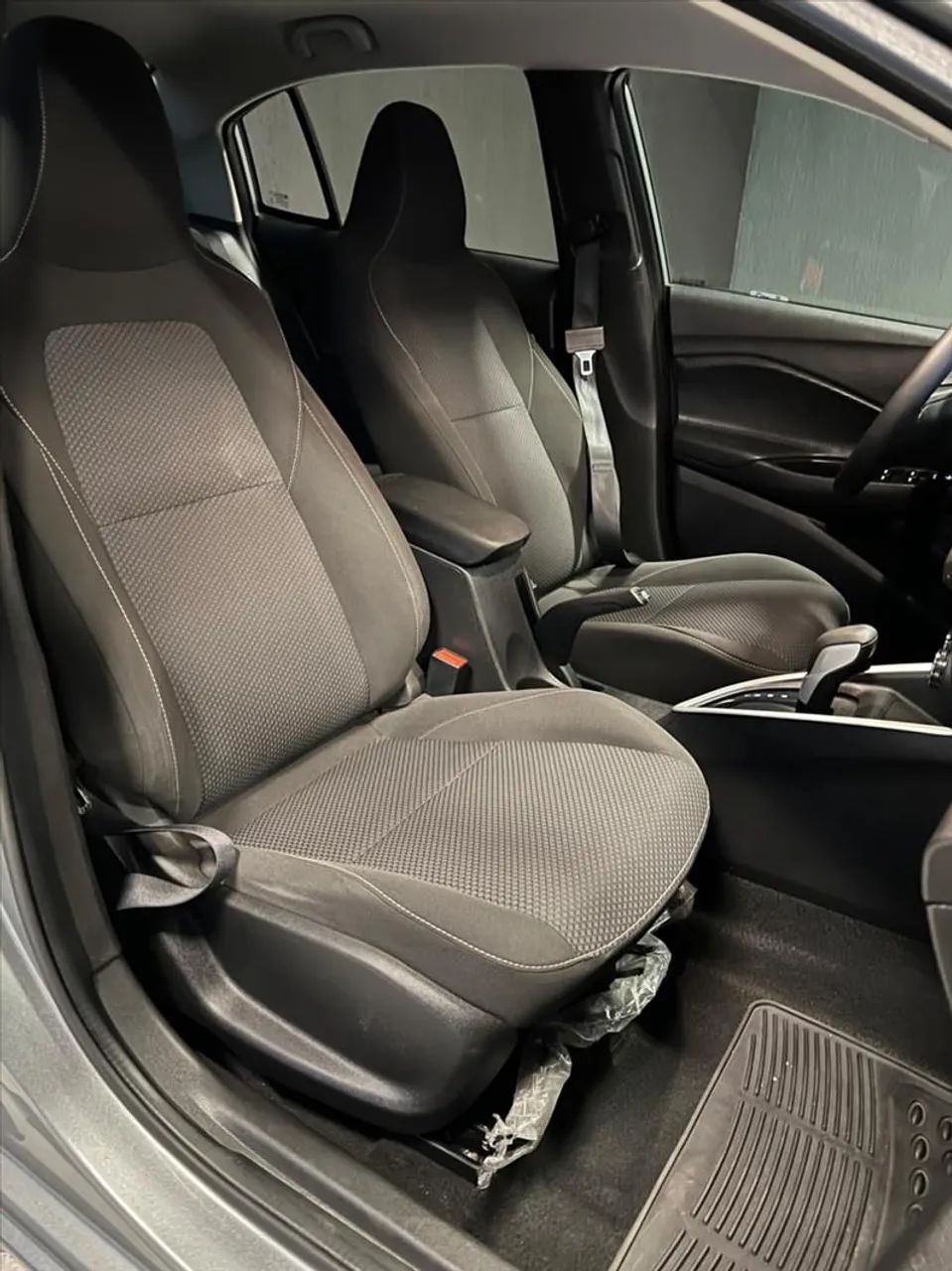 Chevrolet ONIX 4