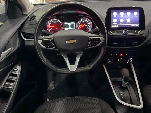 Chevrolet ONIX 6