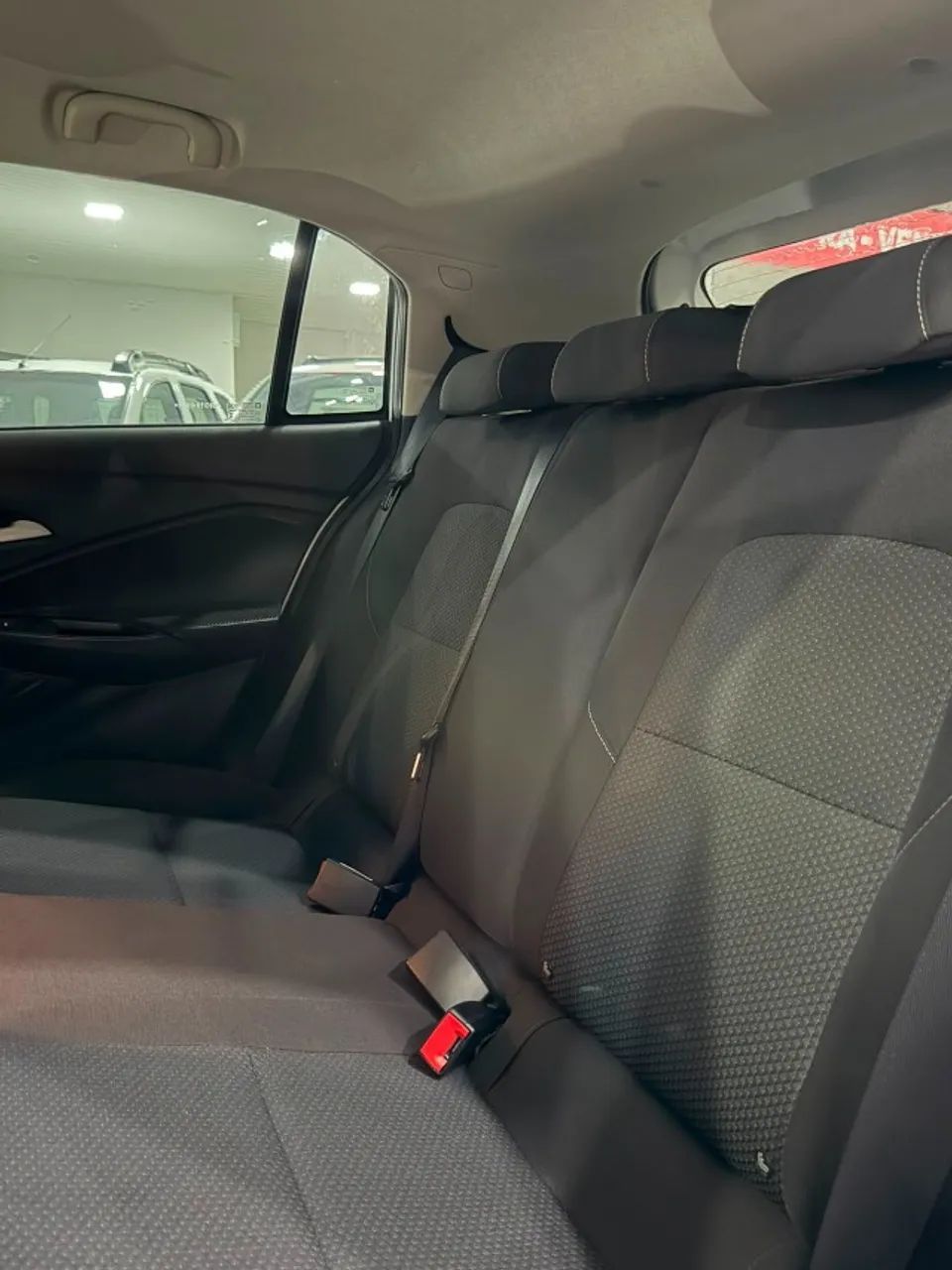 Chevrolet ONIX 11