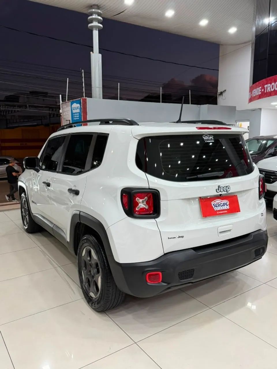Jeep RENEGADE 3
