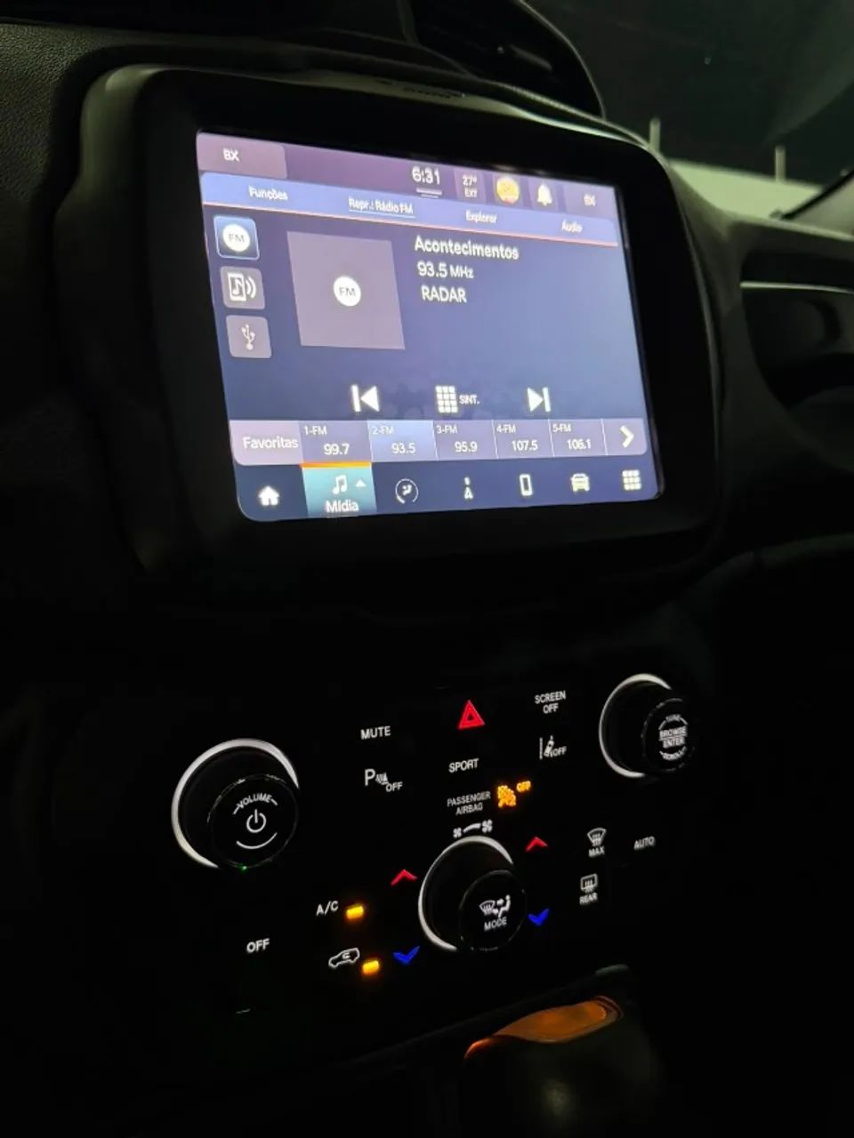 Jeep RENEGADE 8