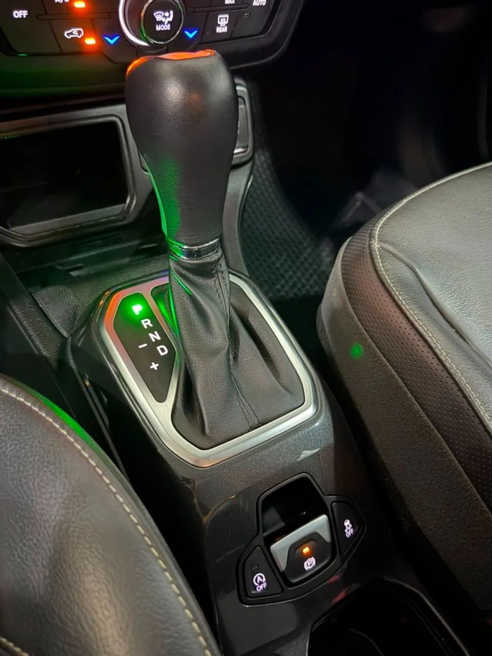 Jeep RENEGADE 9