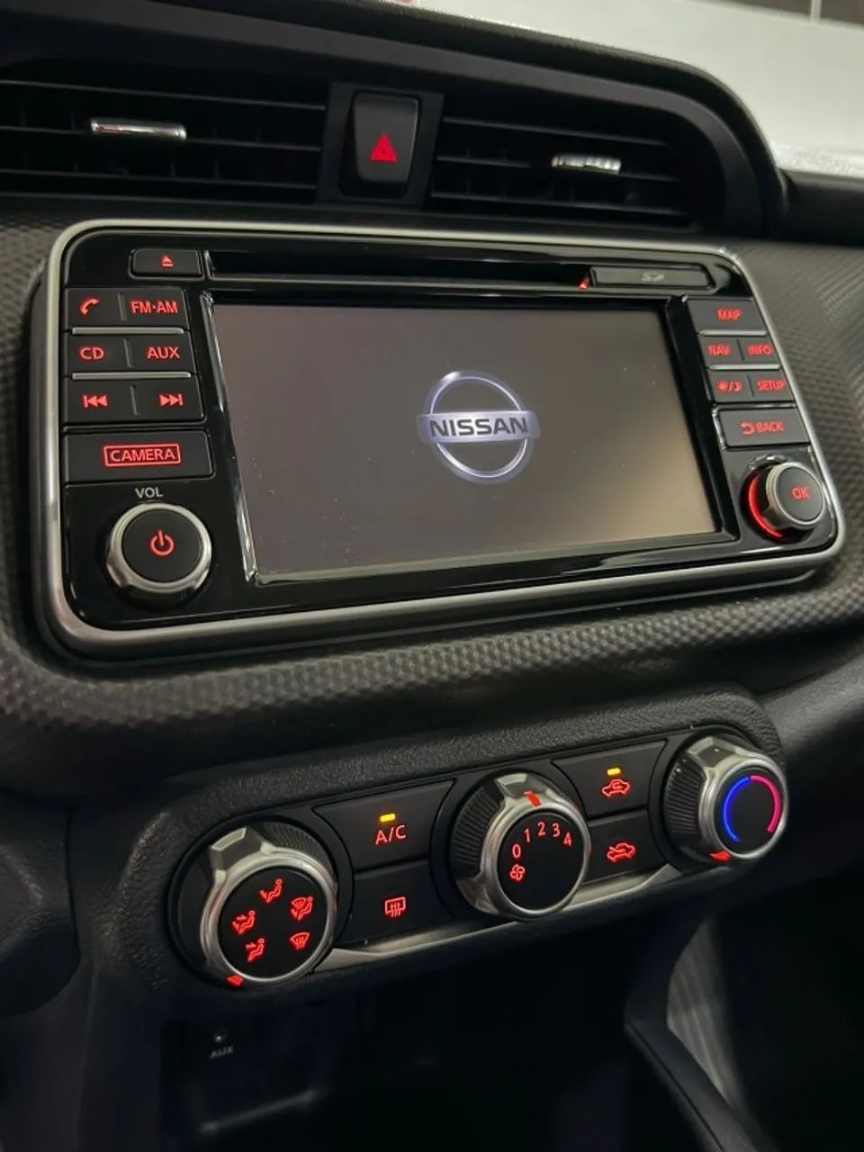 Nissan KICKS 8