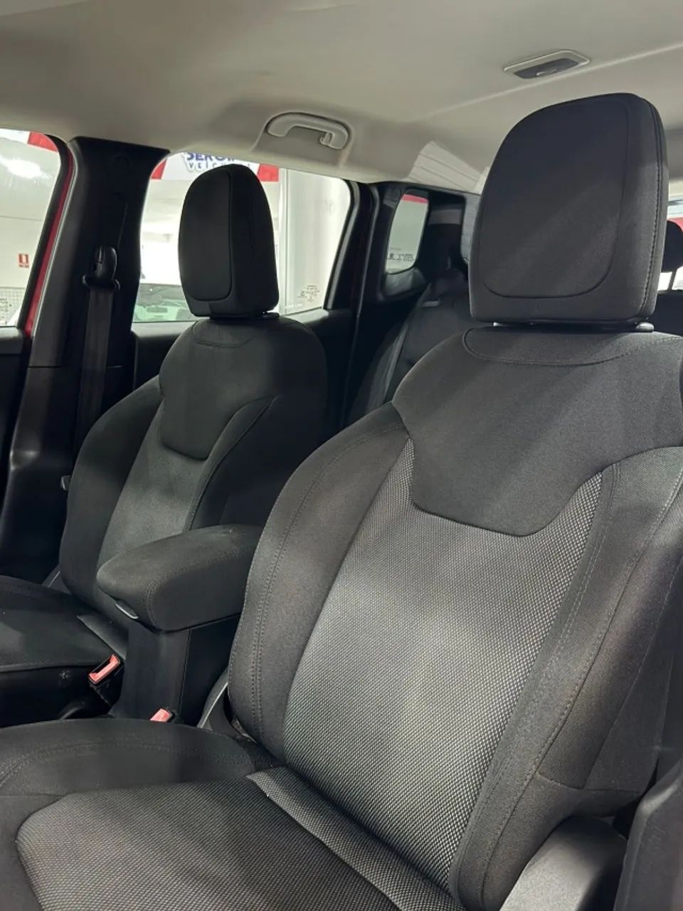 Jeep RENEGADE 8