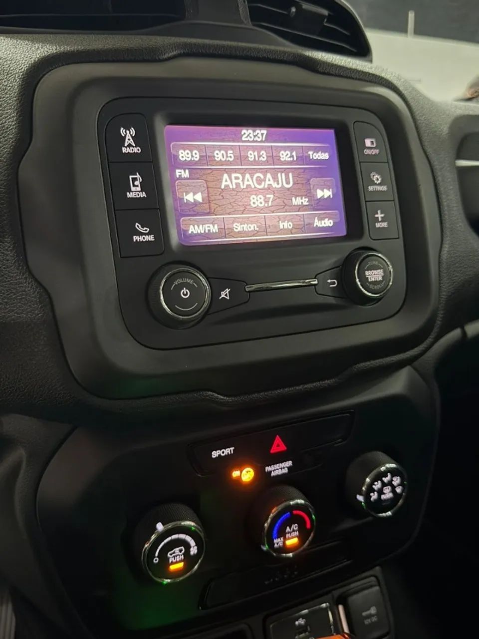 Jeep RENEGADE 6