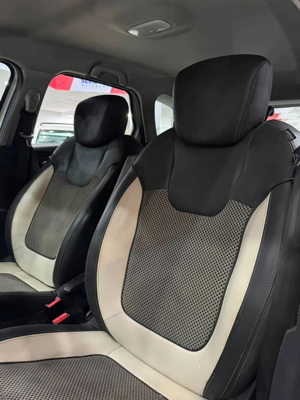 Renault CAPTUR 8