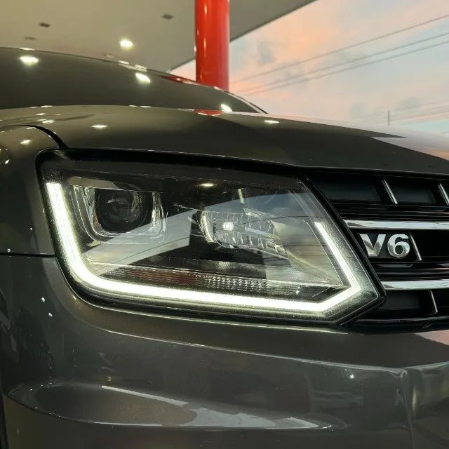 Volkswagen AMAROK 10