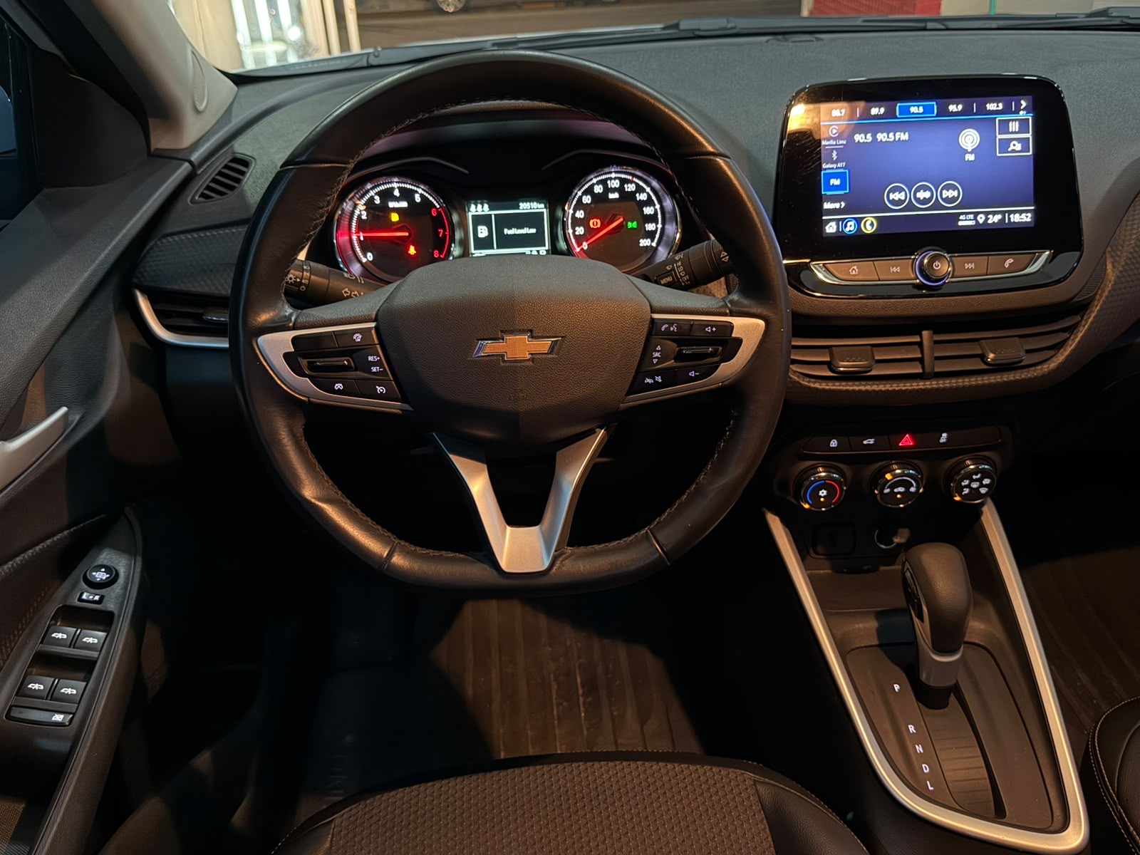 CHEVROLET ONIX PLUS 6