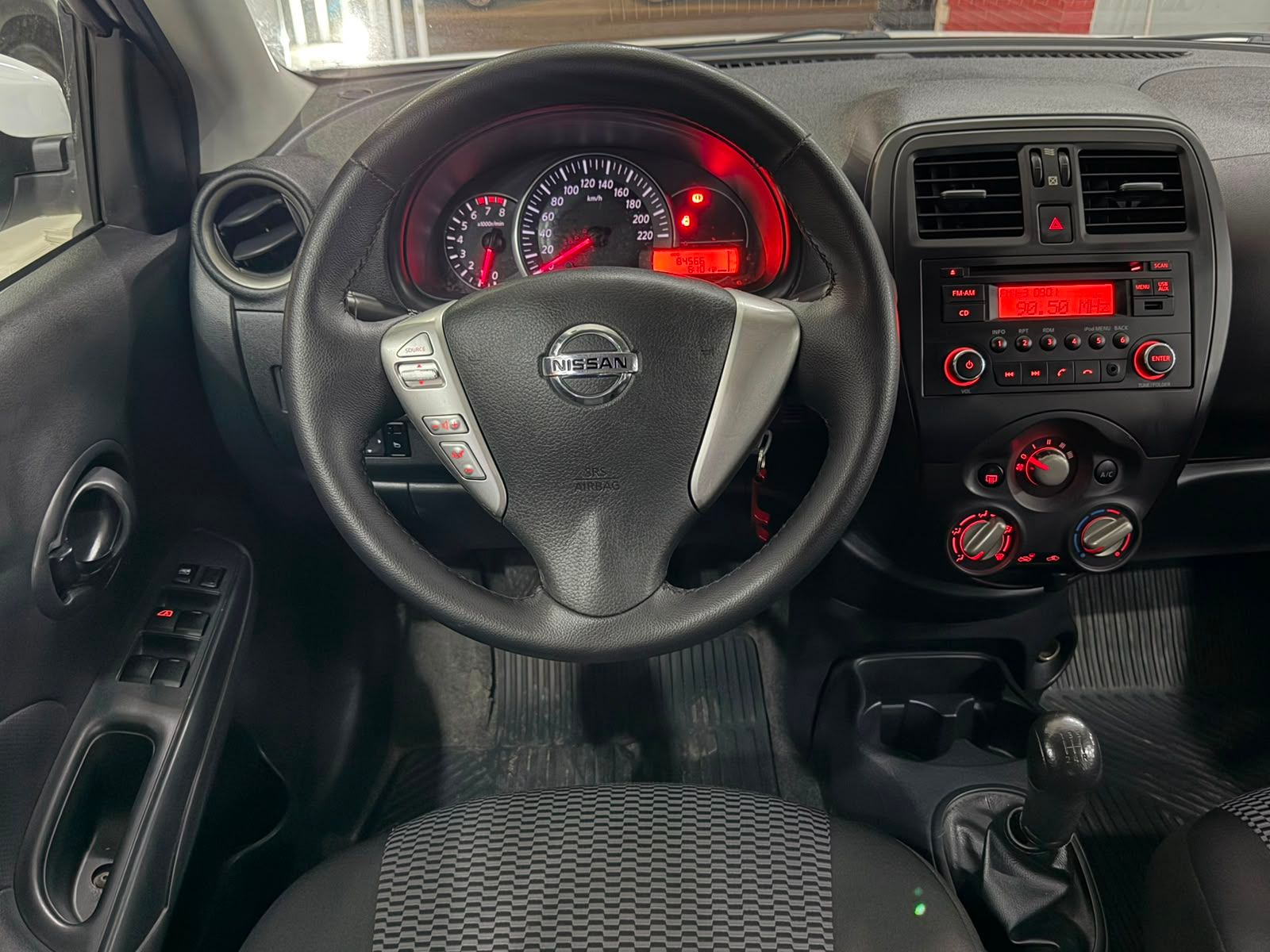 NISSAN VERSA 6