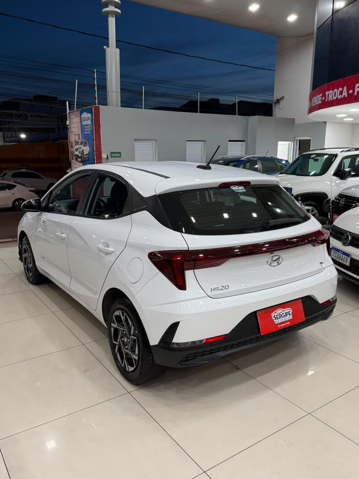 HYUNDAI HB20 3