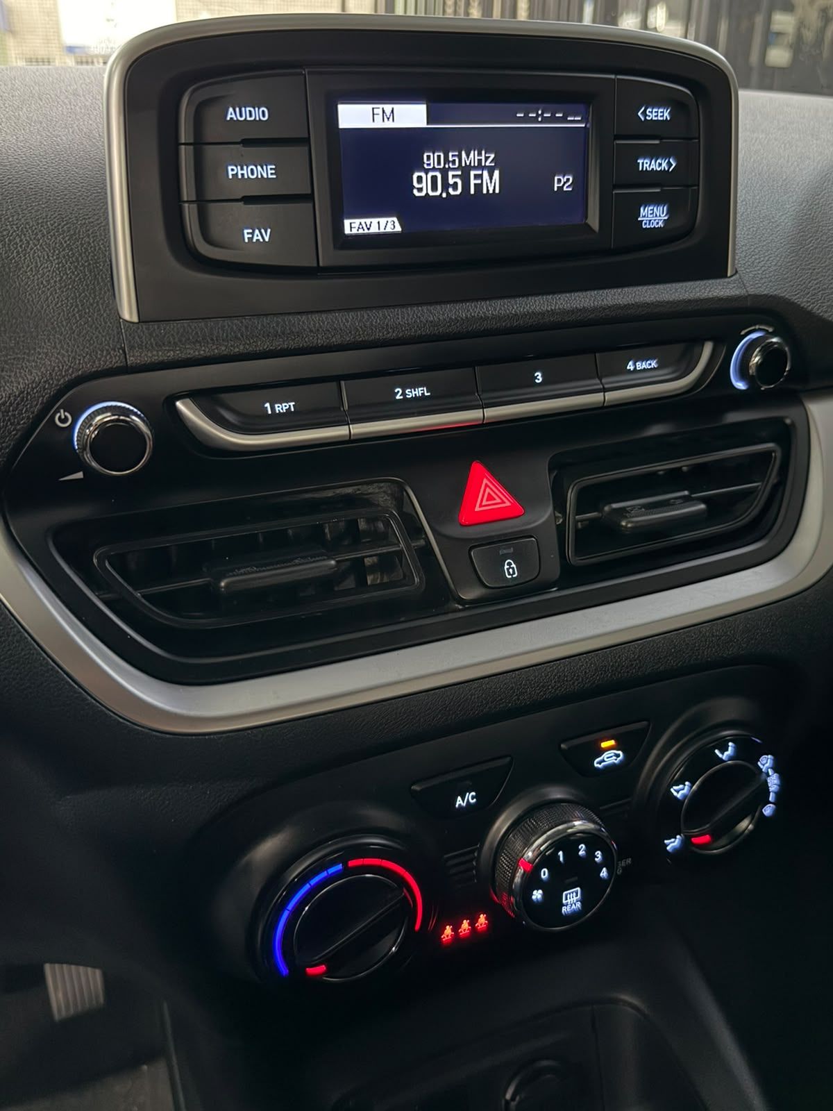 HYUNDAI HB20 6