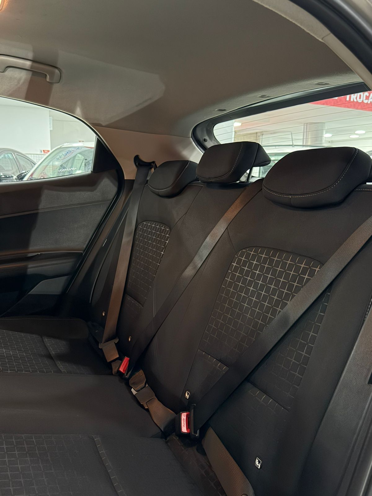 HYUNDAI HB20 9