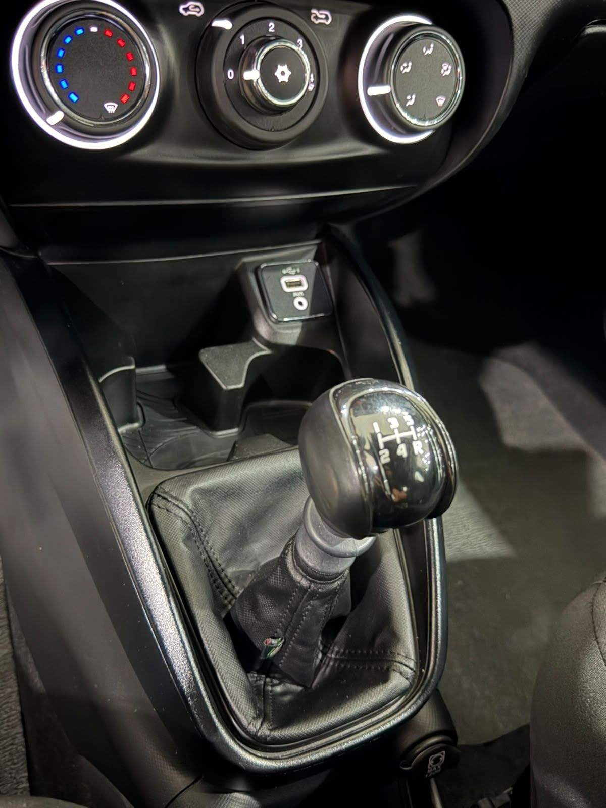 FIAT ARGO 8