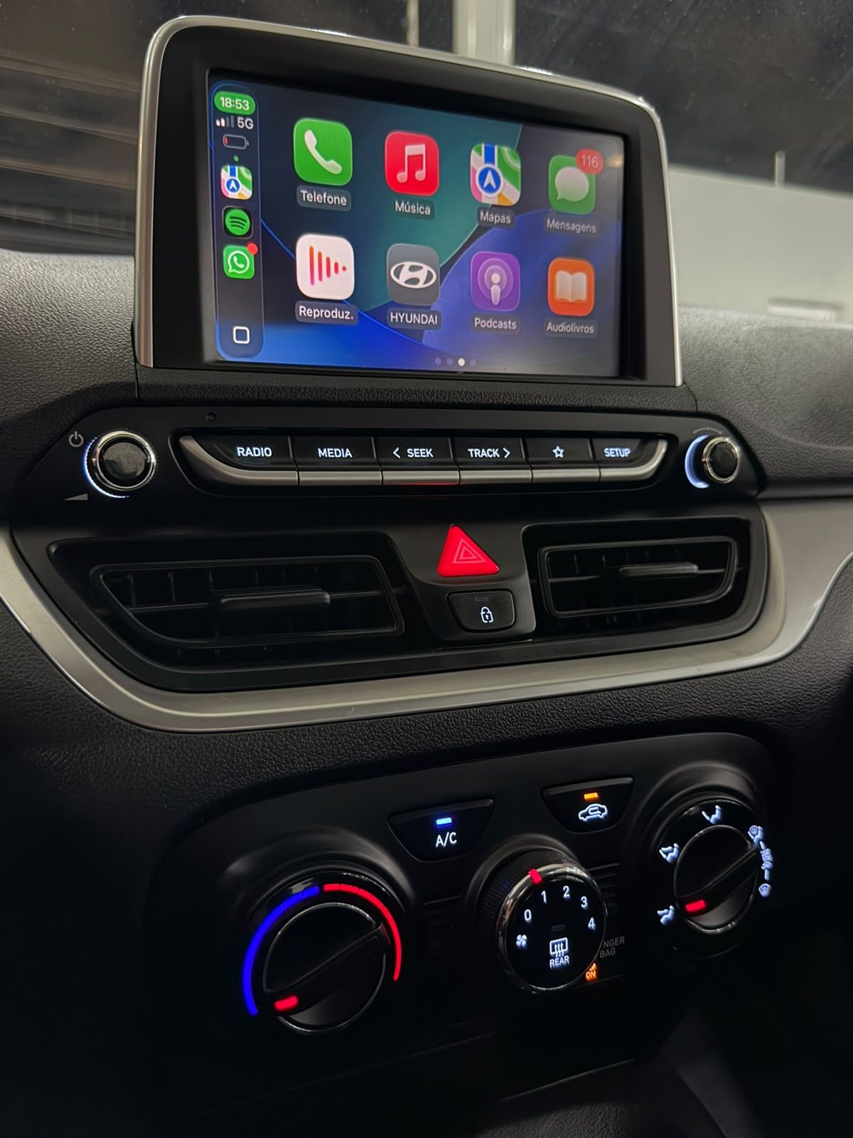 HYUNDAI HB20 8