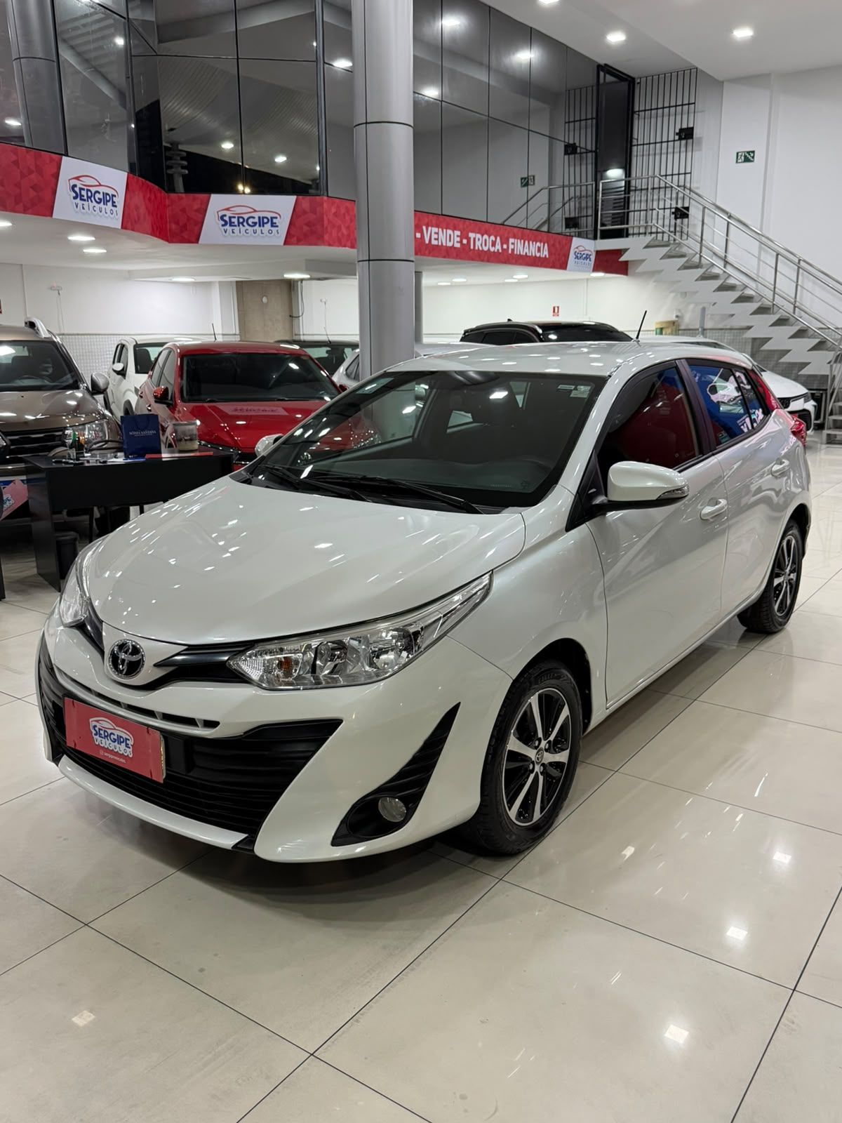 TOYOTA YARIS HATCH 2