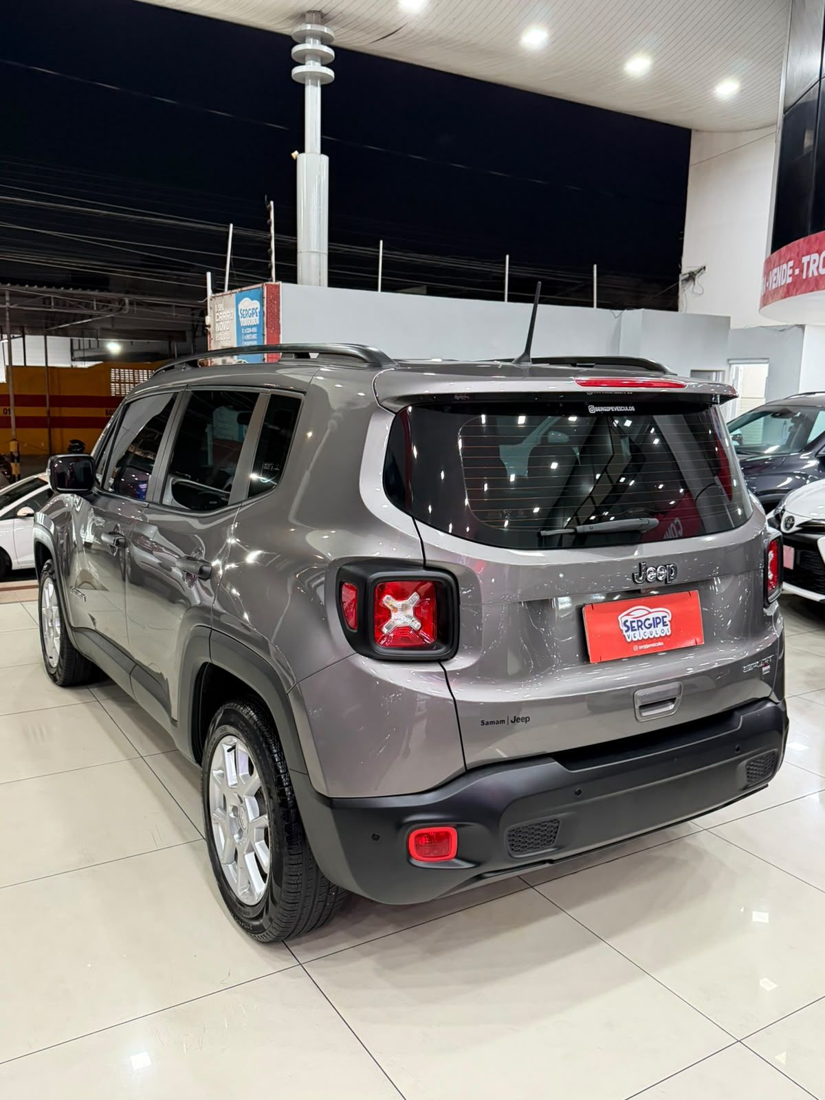 JEEP RENEGADE 3