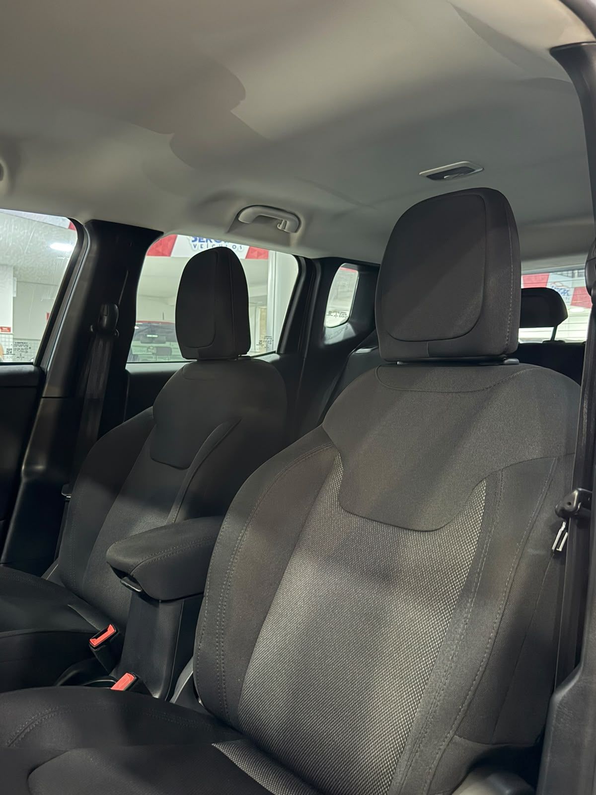 JEEP RENEGADE 10
