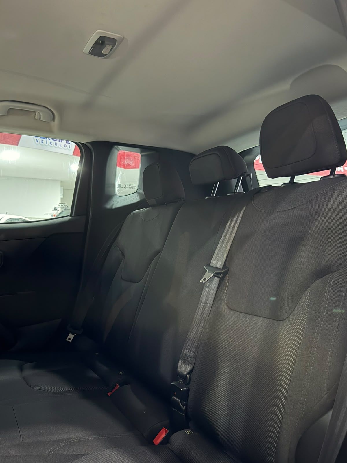JEEP RENEGADE 11