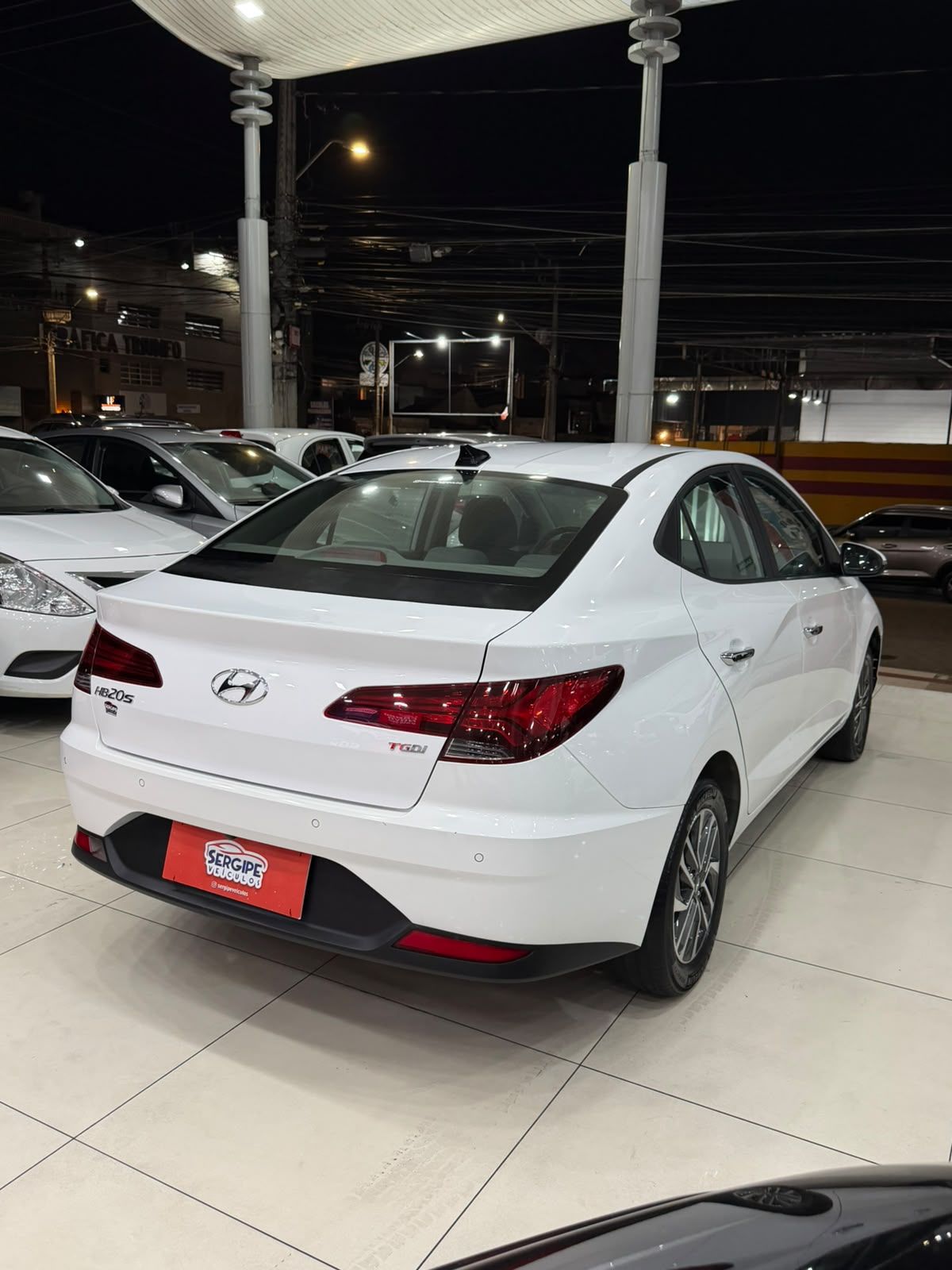 HYUNDAI HB20S 4