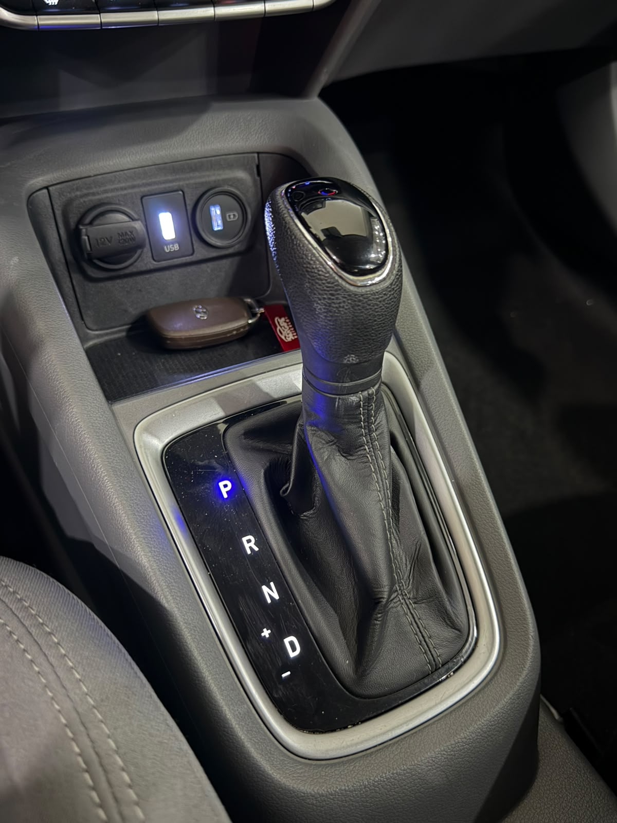 HYUNDAI HB20S 8