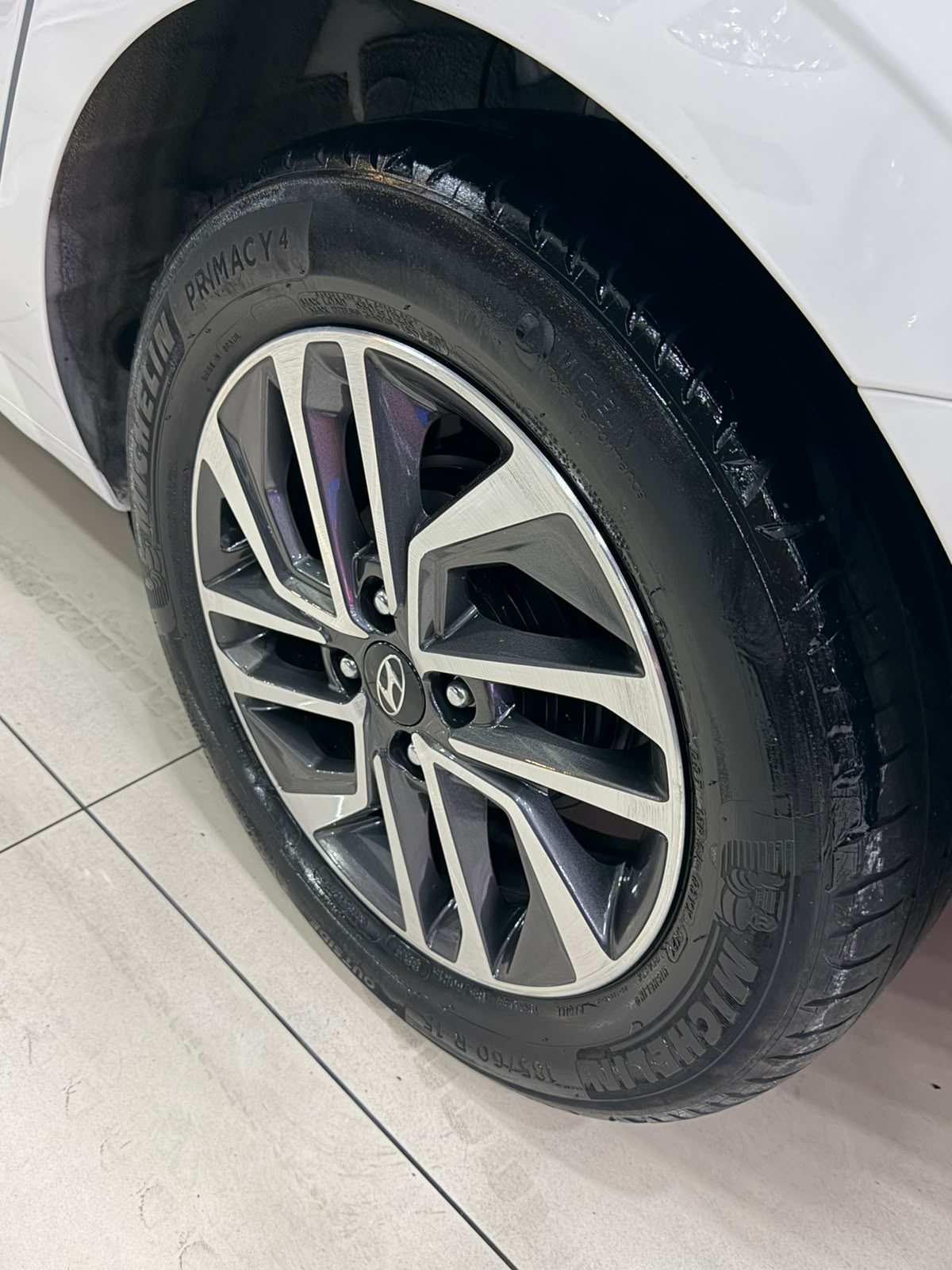 HYUNDAI HB20S 11