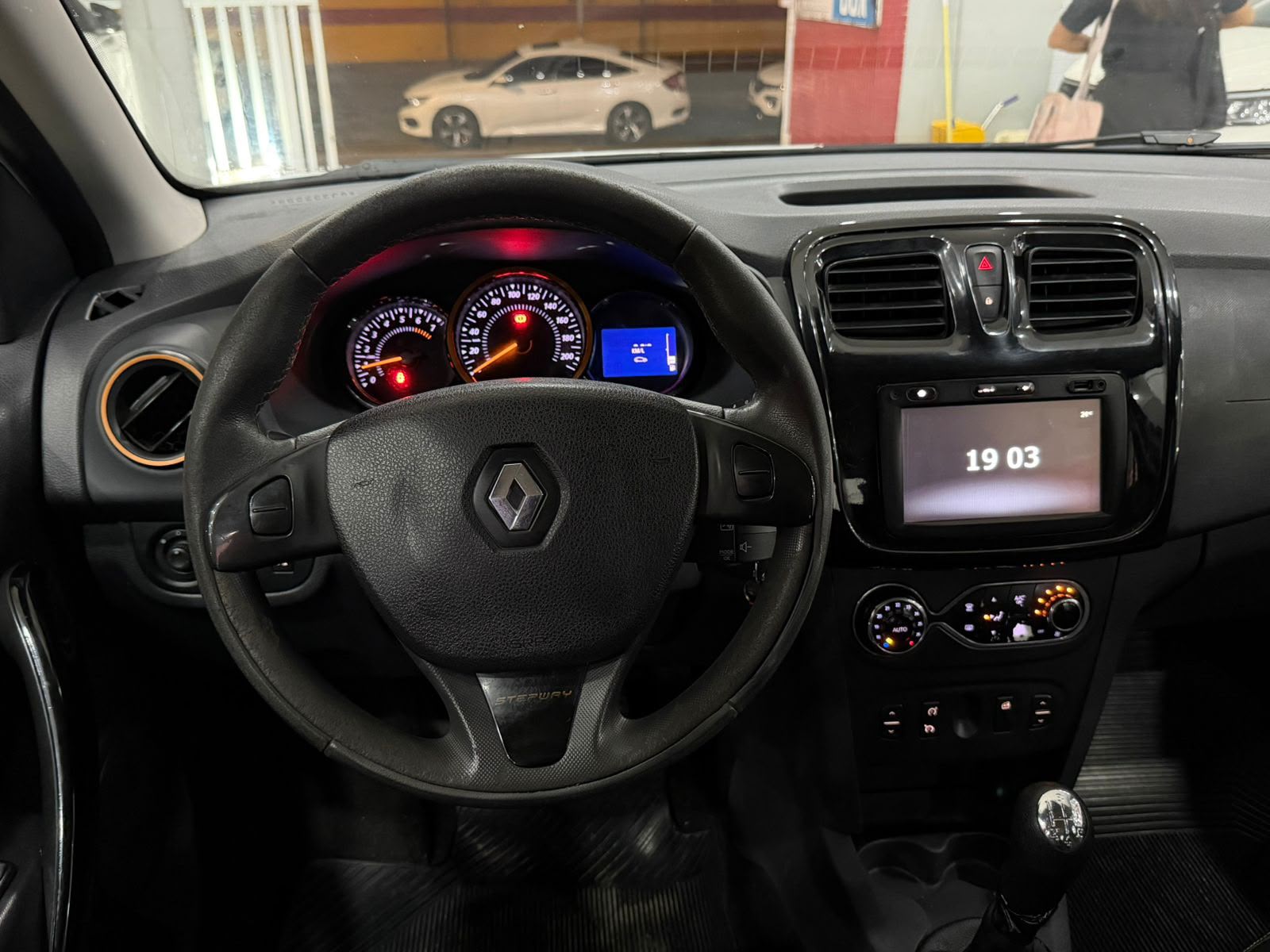 RENAULT SANDERO 5
