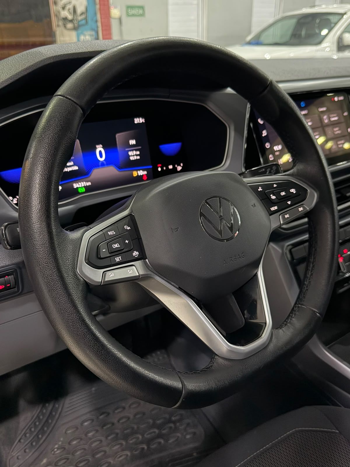 VOLKSWAGEN T 5