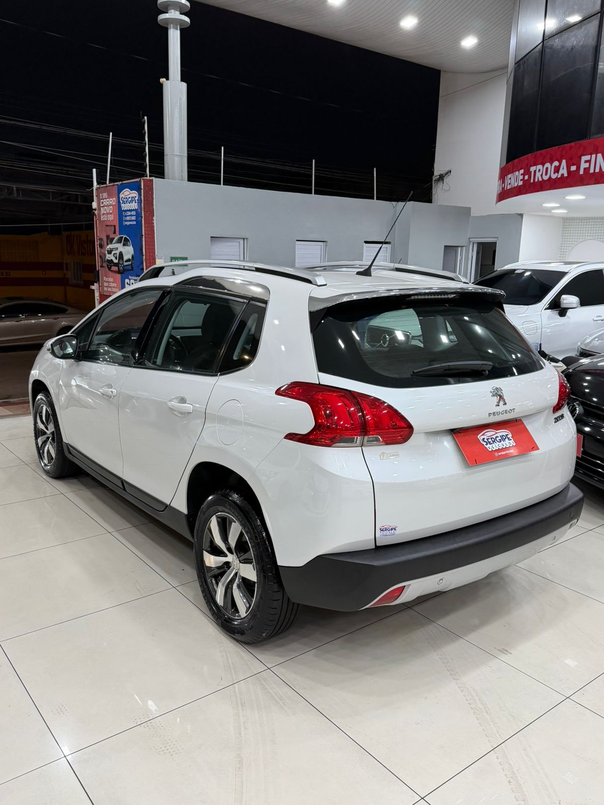 PEUGEOT 2008 3