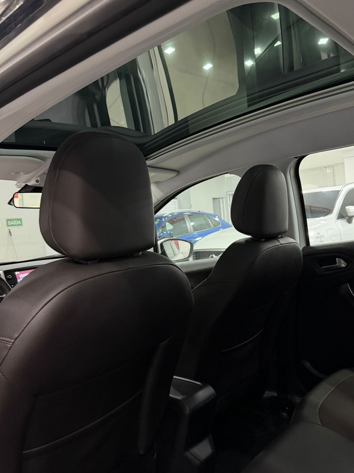 PEUGEOT 2008 11
