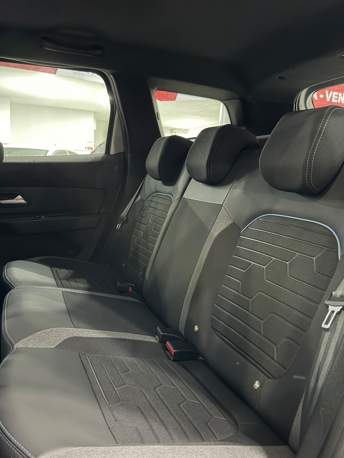 RENAULT DUSTER 7