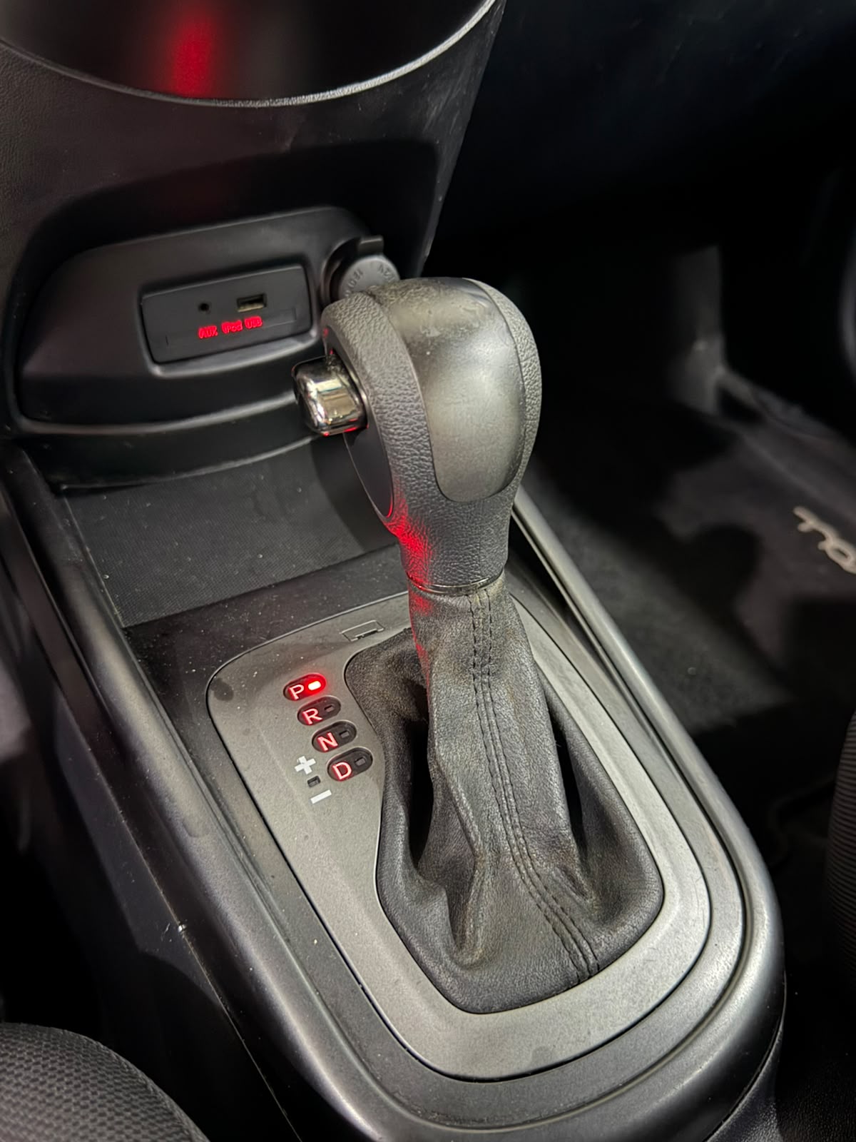 KIA MOTORS KIA 8