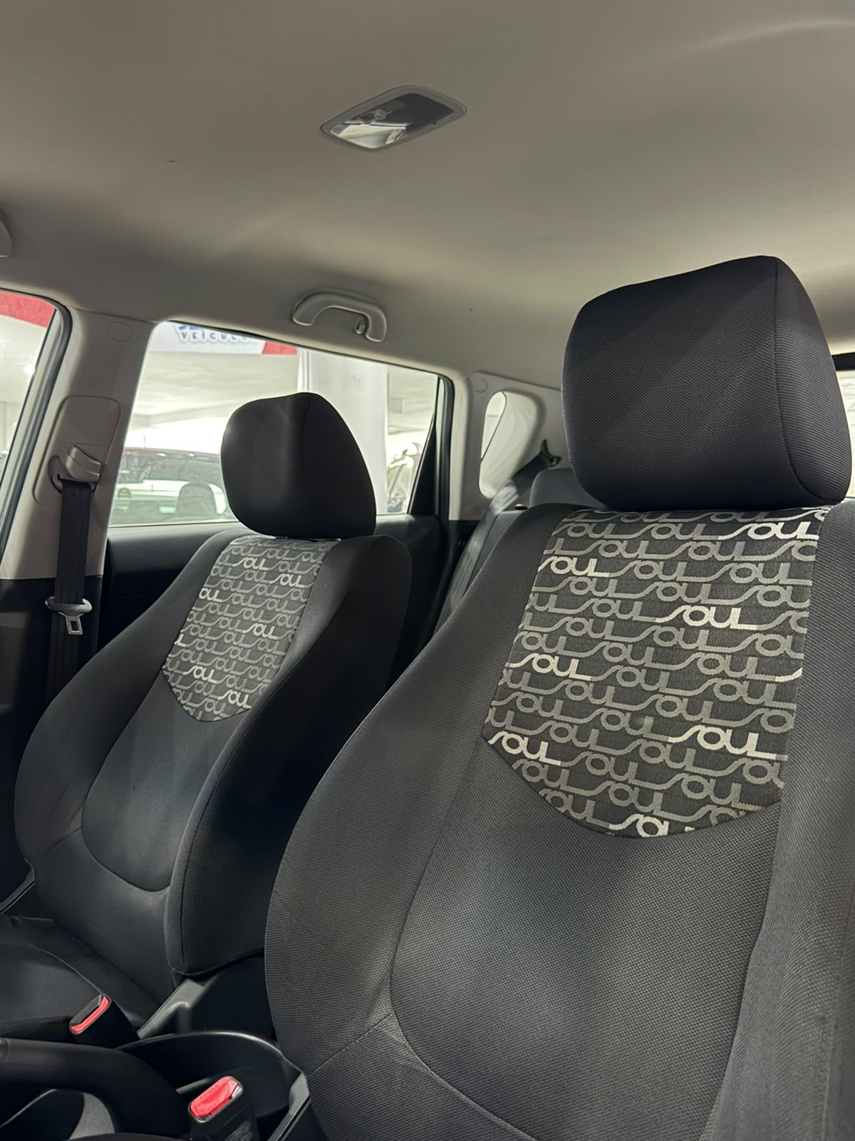 KIA MOTORS KIA 9
