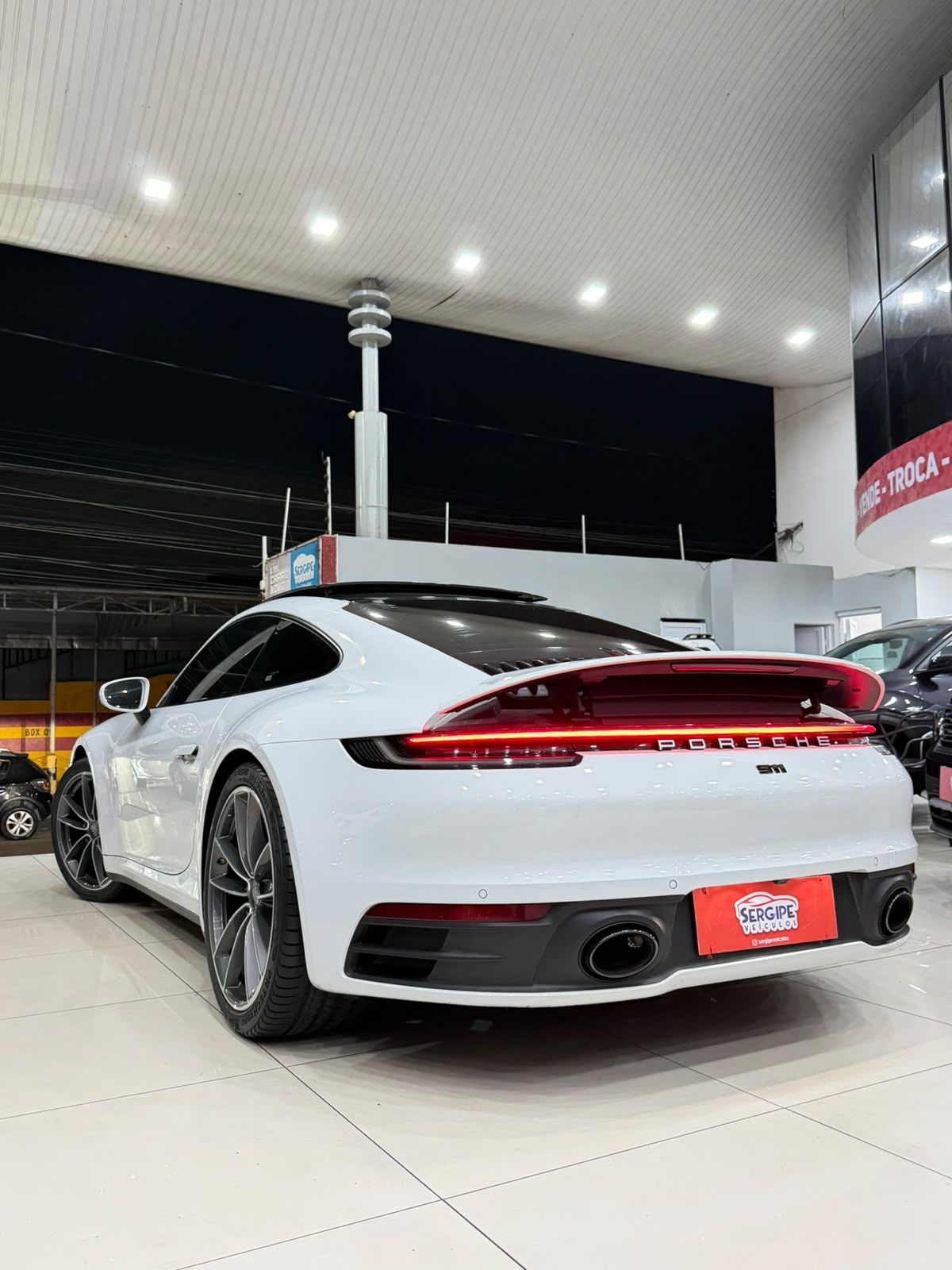 PORSCHE 911 CARRERA 6