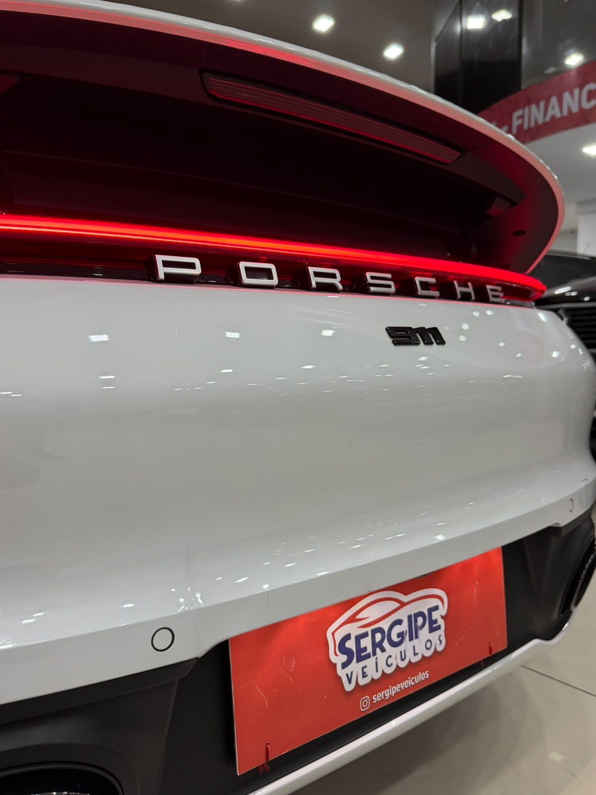 PORSCHE 911 CARRERA 13