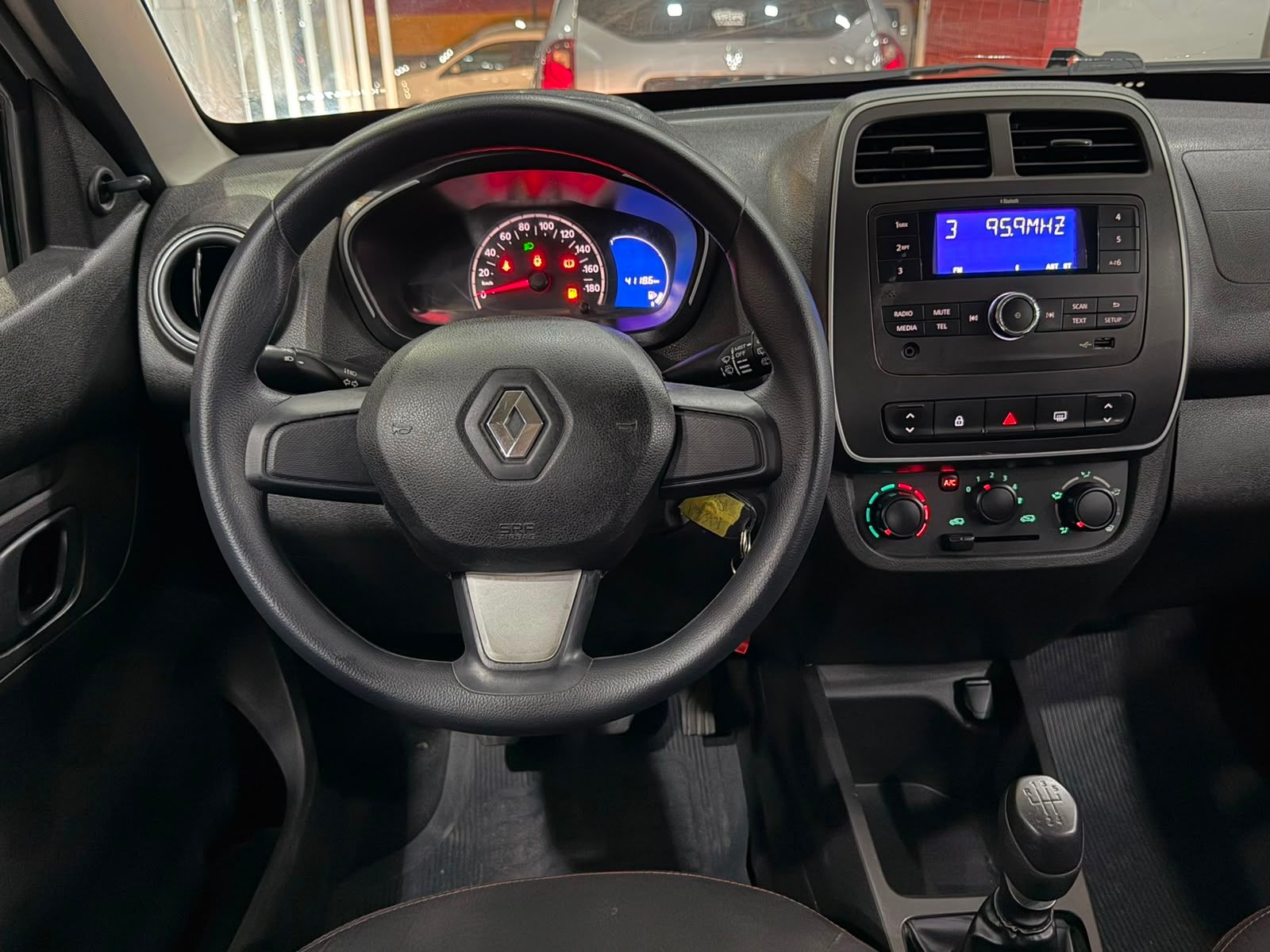 RENAULT KWID 5