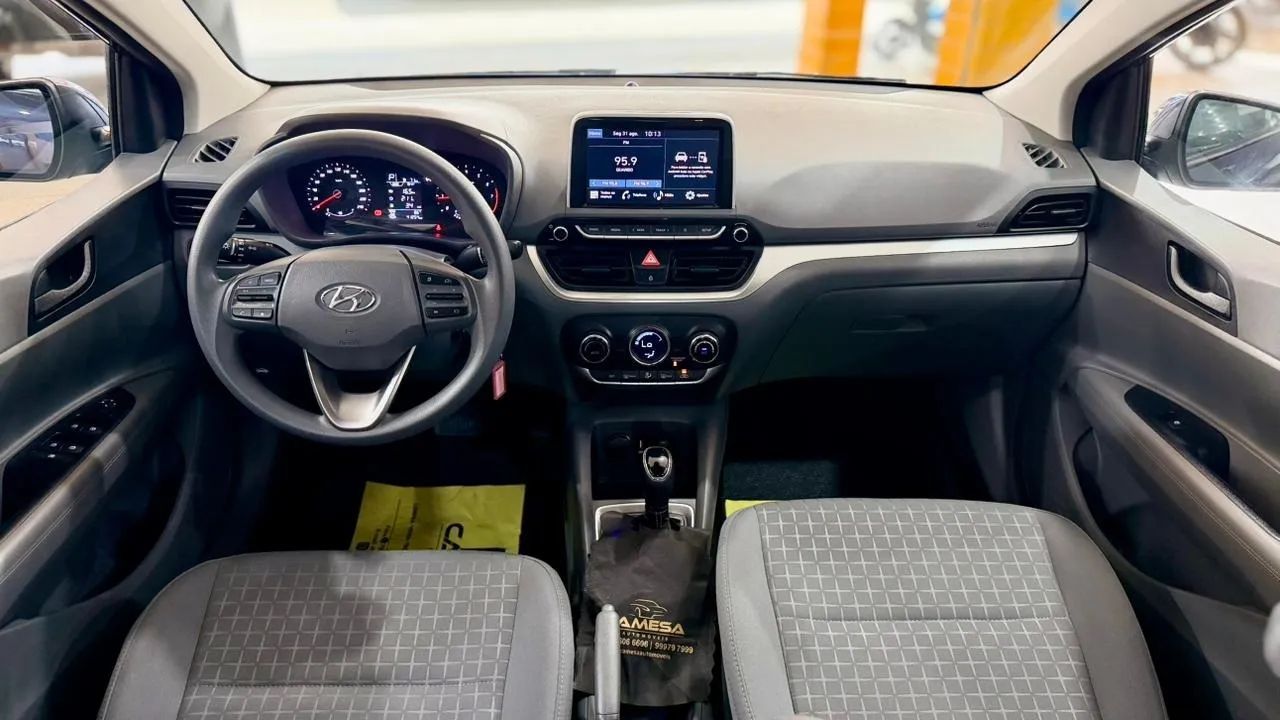 Hyundai HB20S 11