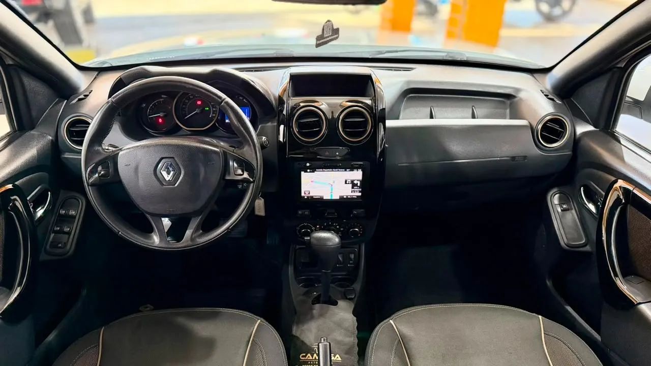 Renault DUSTER 10