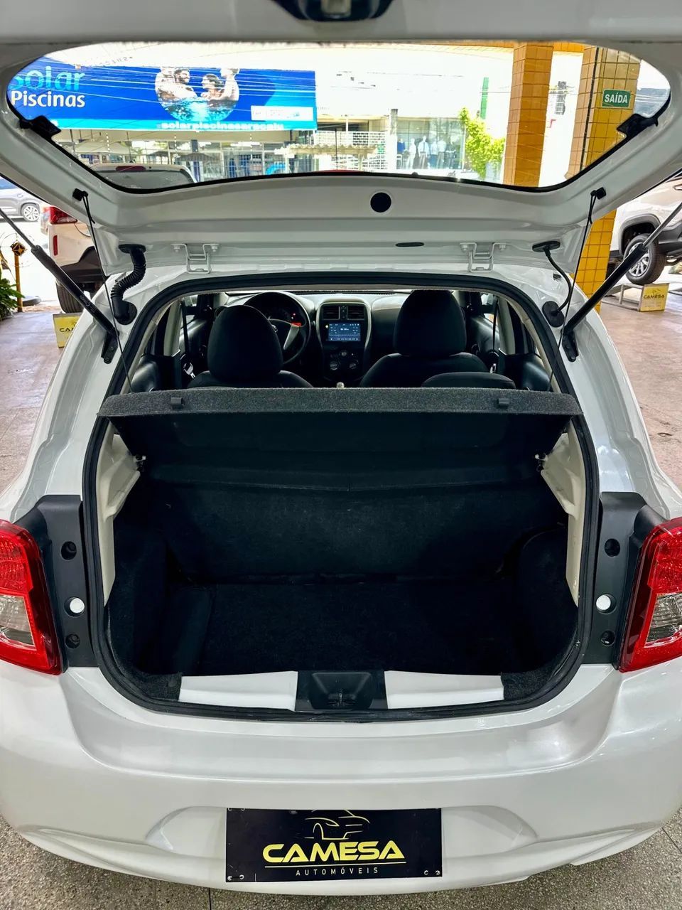 Nissan MARCH 17