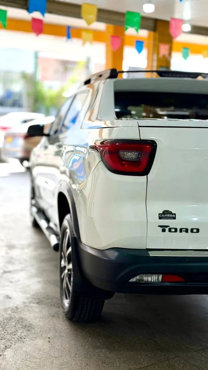 Fiat TORO 8