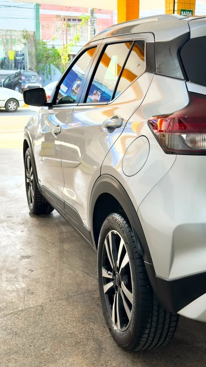 Nissan KICKS 9