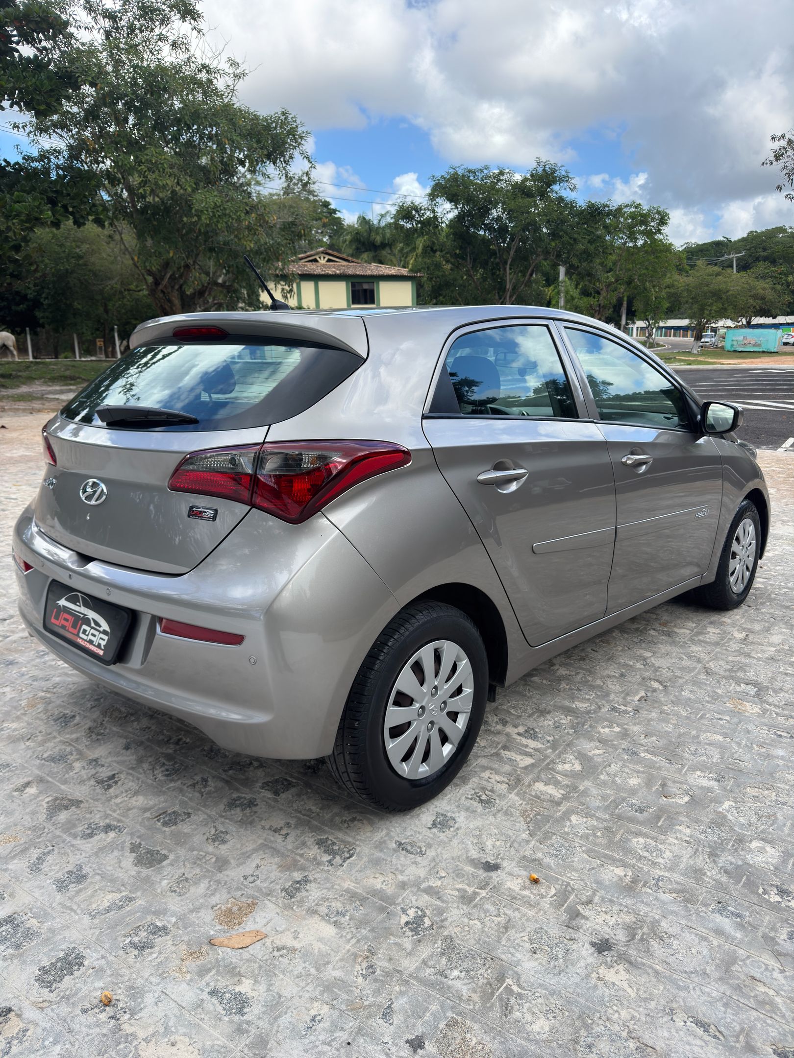 Hyundai HB20 4