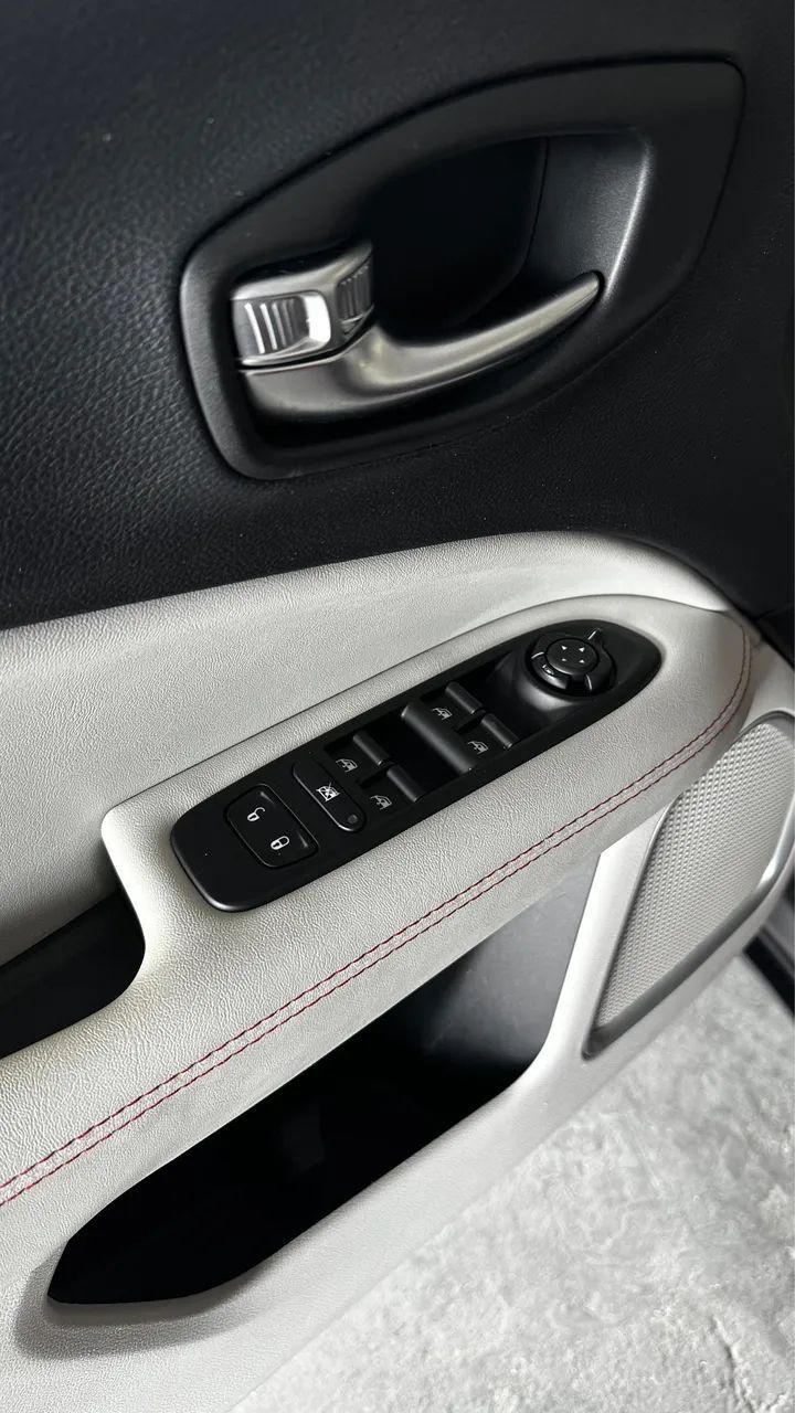 Jeep COMPASS 13
