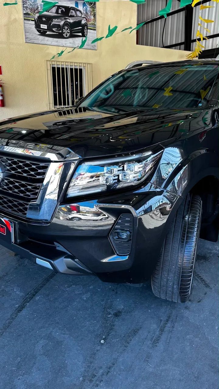 Nissan FRONTIER 10