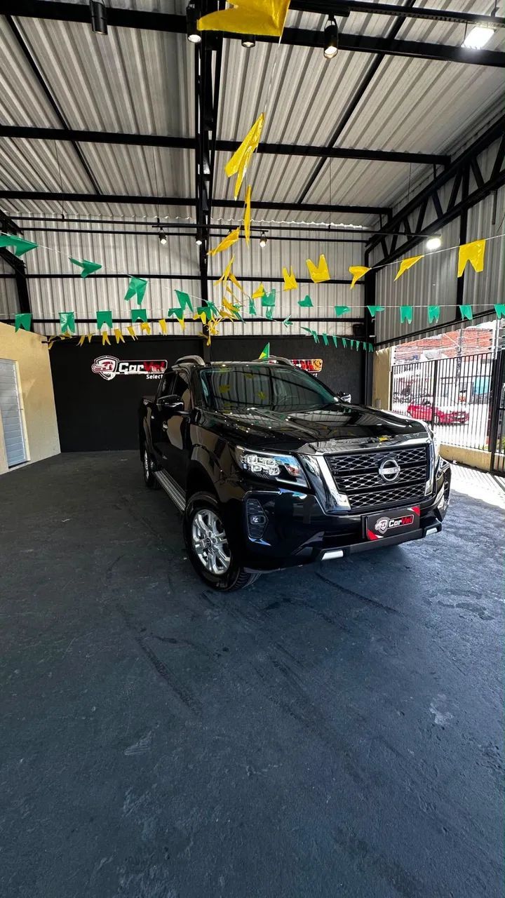Nissan FRONTIER 3