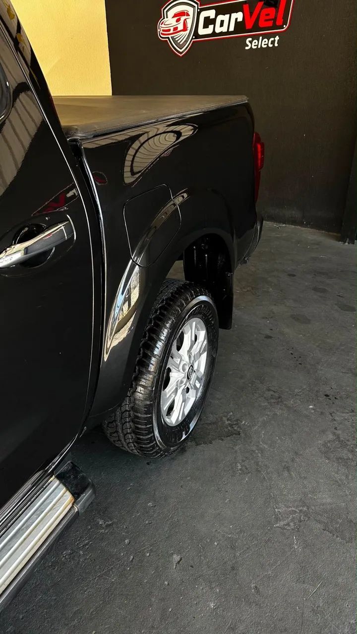 Nissan FRONTIER 8